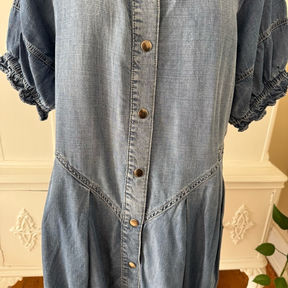 Oli & Hali Bubble Sleeve Tencel 
Chambray Denim Mini Shirt Dress - Picture 3 of 11